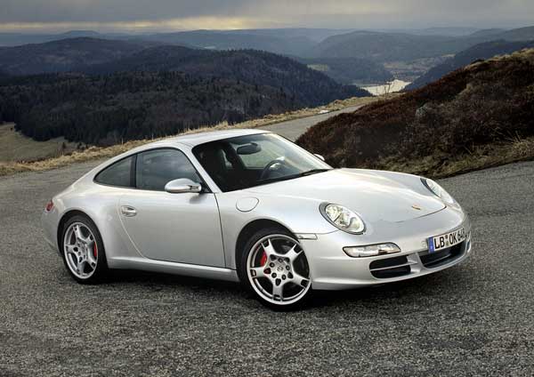 Porsche 911 Carrera 997: 3 фото