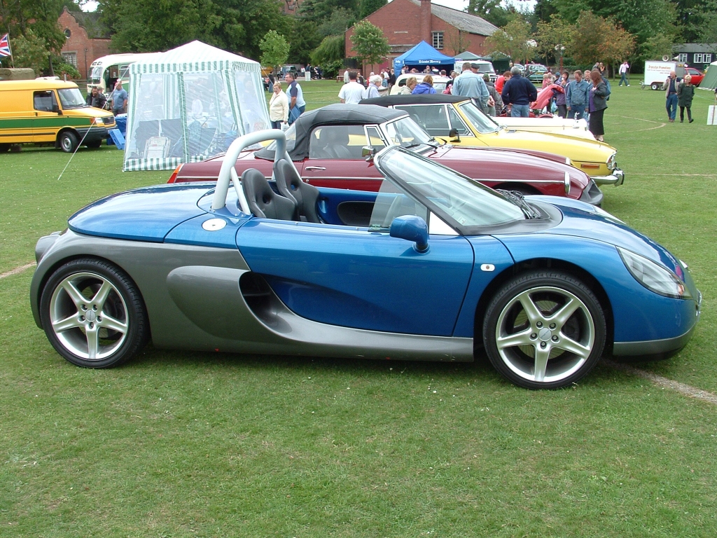 Renault Sport Spider: 7 фото