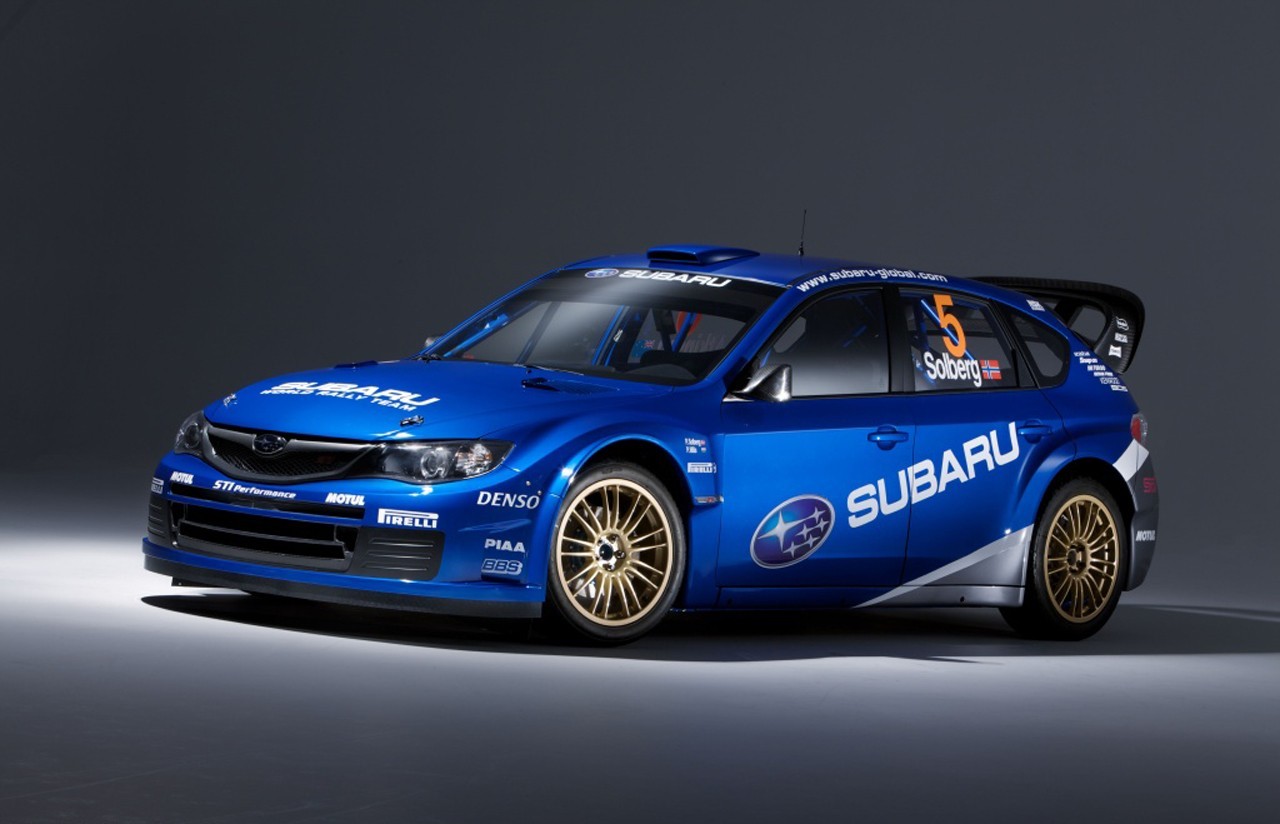 Subaru Impreza I: 9 фото