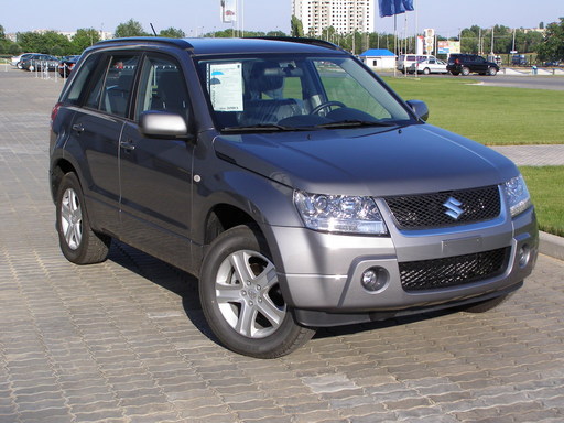 Suzuki Grand Vitara: 9 фото