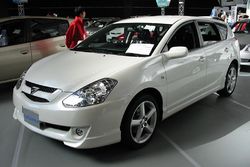 Toyota Caldina: 2 фото