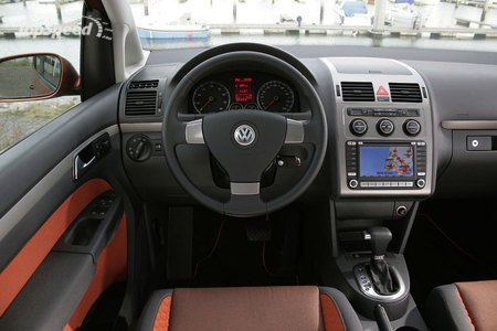 Volkswagen Touran: 04 фото