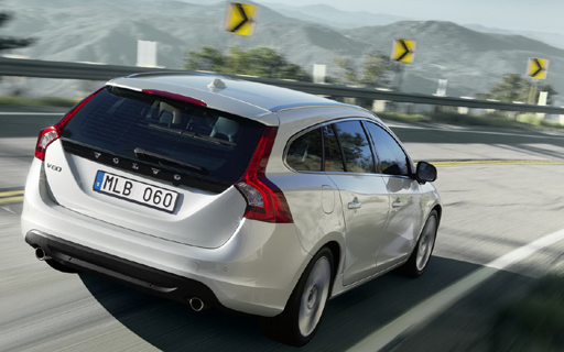 Volvo V60: 12 фото