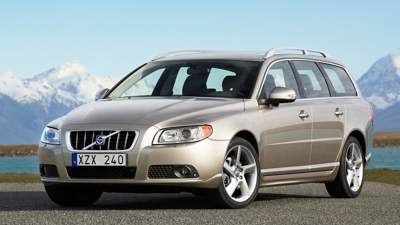 Volvo V70 II